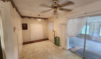 220 PINEHURST Dr, Auburndale, FL 33823