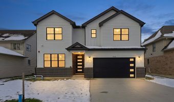 926 E Crest Ave, Addison, IL 60101