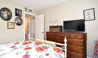 334 WINDMEADOWS St 334, Altamonte Springs, FL 32701