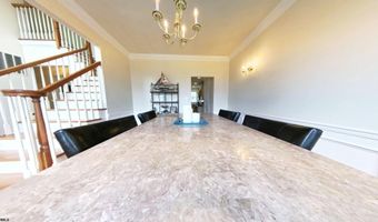 203 Cynwyd Dr, Absecon, NJ 08201