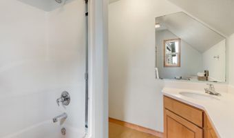 2309 NW Eastes St, Bend, OR 97703