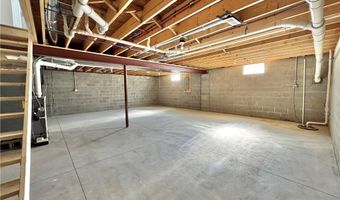 406 S Raccoon Rd, Austintown, OH 44515