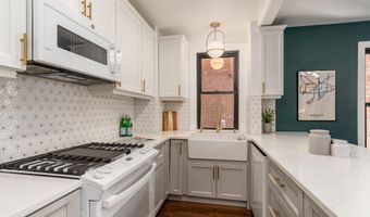 1915 16TH St NW 304, Washington, DC 20009