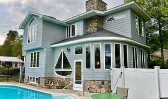 32 Hermanson St, Berlin, NH 03570