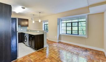 2911 NEWARK St NW 3, Washington, DC 20008