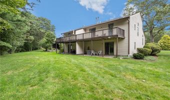 84 Cardinal Dr, North Kingstown, RI 02852