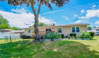 2077 Daniels Ave, Akron, OH 44312