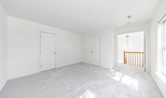 2032 S LANGLEY St, Arlington, VA 22204