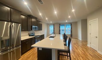 43808 MIDDLEWAY Ter, Ashburn, VA 20147