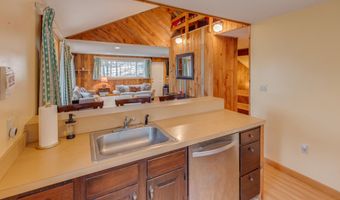 37 Pegwood Hill Rd, Campton, NH 03223