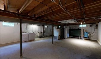 6490 Willow Way, Andover, OH 44003