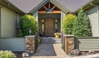 152 NW Champanelle Way, Bend, OR 97703