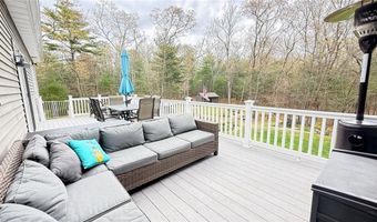12 Hillside Dr, Charlestown, RI 02813
