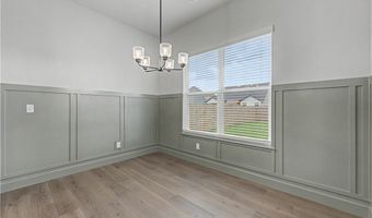 1081 Mammoth St, Bentonville, AR 72713