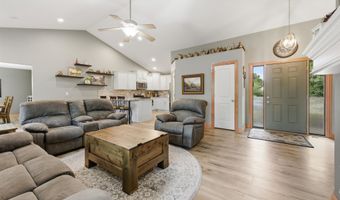 419 S Quail Run Ct, Andover, KS 67002