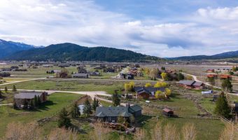 60 BUCKRAIL Ln, Alpine, WY 83128