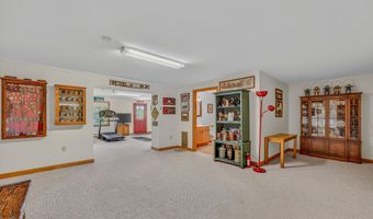 11 Loft Cir, Campton, NH 03223