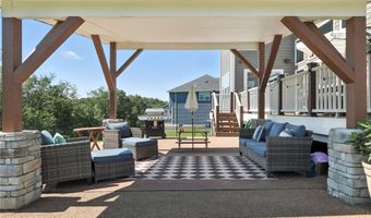 214 Stoneridge Ln, Adams Twp., PA 16046