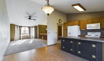 804 E Maywood St, Brandon, SD 57005