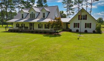 634 Alapaha River Dr, Alapaha, GA 31622
