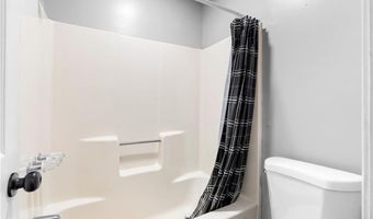 7220 Crestside Dr, Austell, GA 30168
