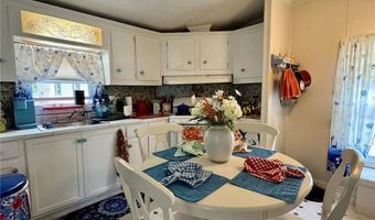 40 Toadstool Knoll Ln, Charlestown, RI 02813