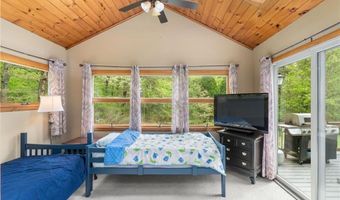 4720 S County Trl, Charlestown, RI 02813