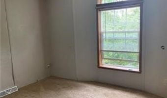 198 Wilson Ln, Aliquippa, PA 15001