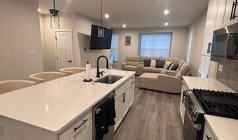 1 Halifax Rd, Bayville, NJ 08721