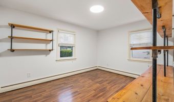 96 Comly Rd, Bayonne, NJ 07035