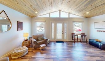 1226 Birch Ln, Cody, WY 82414