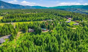125 Cottage Ln, Bonners Ferry, ID 83805