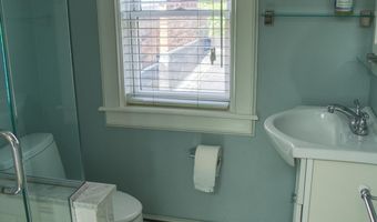 63 S Lake Ave, Albany, NY 12203