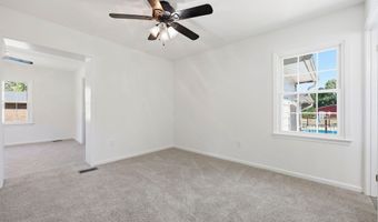 122 Forest Dr, Aberdeen, NC 28315