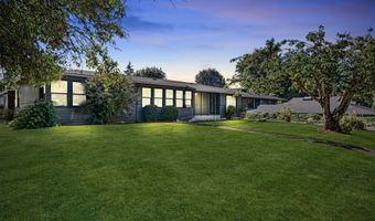 325 WATER St, Springfield, OR 97477
