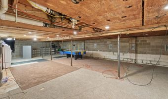 32925 N Ave, Adel, IA 50003