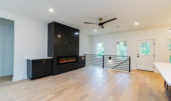 4 Lauder Cir, Bella Vista, AR 72715
