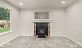 1891 N Highwood Ave, Boise, ID 83713