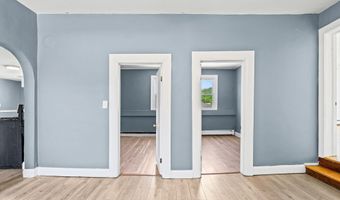 62 Center St, Amsterdam, NY 12010
