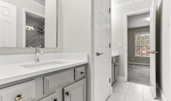 3425 Kingsland Cir, Berkeley Lake, GA 30096