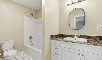 16 S RAILROAD Ave, Greenwood, DE 19950