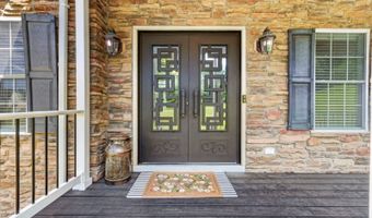 3 Walnut Trl, Andover, NJ 07860