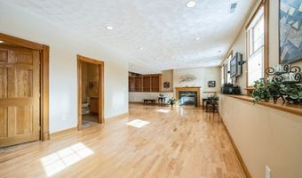 18 Baldwin Rd, Billerica, MA 01821