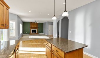 707 NE 46th Ct, Ankeny, IA 50021