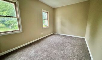 1044 S Liberty Ave, Alliance, OH 44601