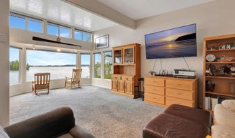 19052 W Arctic Tern Ln, Big Lake, AK 99652