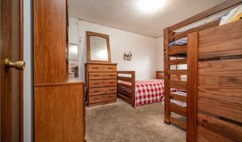 2211 Penny Ln, Austintown, OH 44515