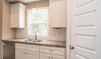 6180 Charleston Ln 46, Allendale, MI 49401