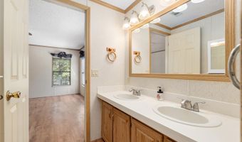 16513 SW 67TH Pl, Archer, FL 32618