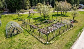 76 Shadow Valley Ln, Clark Fork, ID 83811